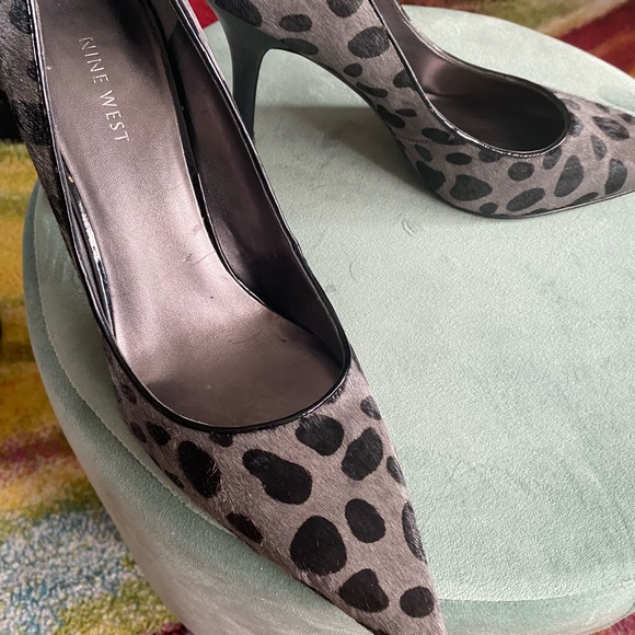 Gray & Black Animal Print -Great Condition - Picture 4 of 4